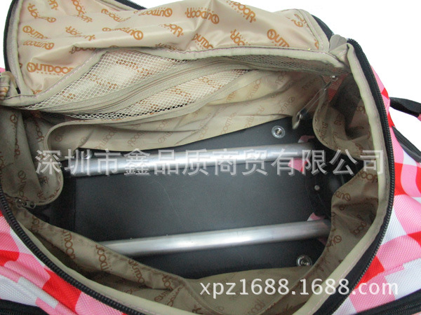 XPZ-L01红格拉杆箱-11 - 副本