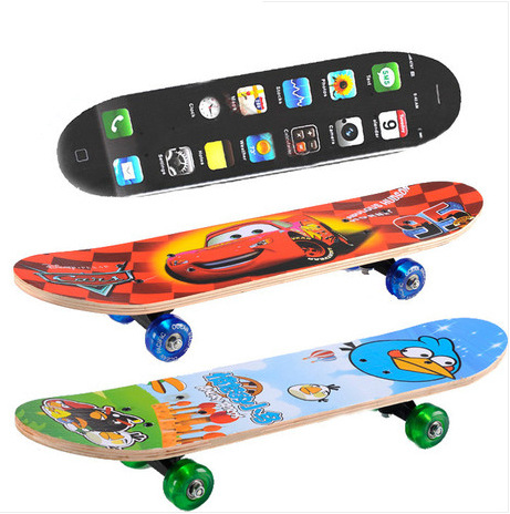 儿童四轮滑板车双翘滑板枫木四轮儿童滑板 长