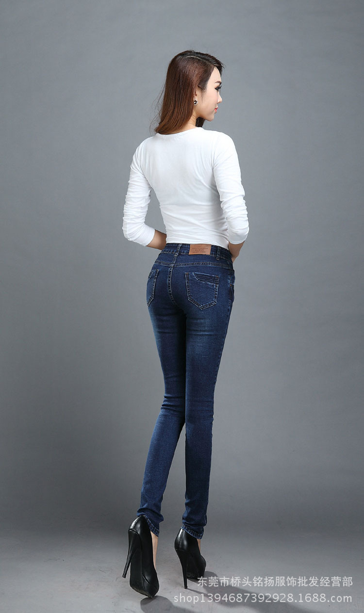 批发采购女式牛仔裤-创意高含棉修身显瘦舒适