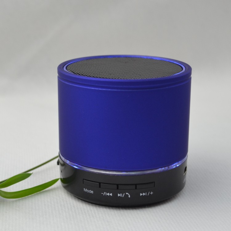 S08新款蓝牙音箱音响 插卡蓝牙音箱 外观功能