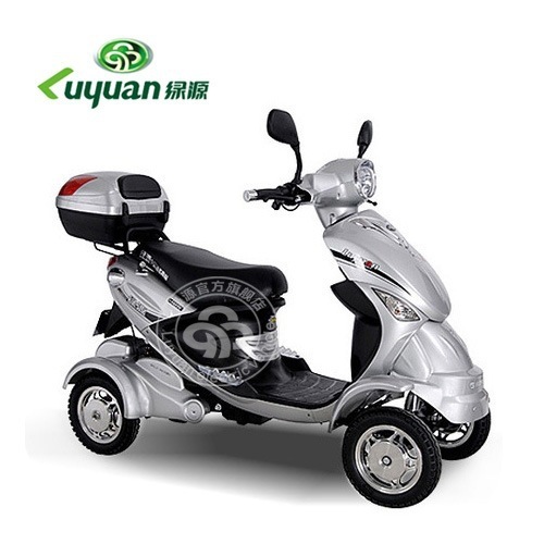 四轮车-老年代步燃油四轮车 全封闭四轮车 老年