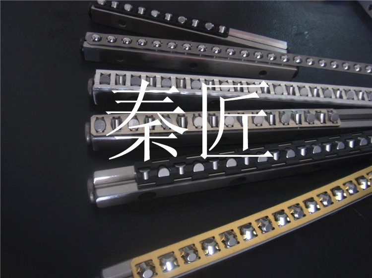 VR6的导轨和保持架