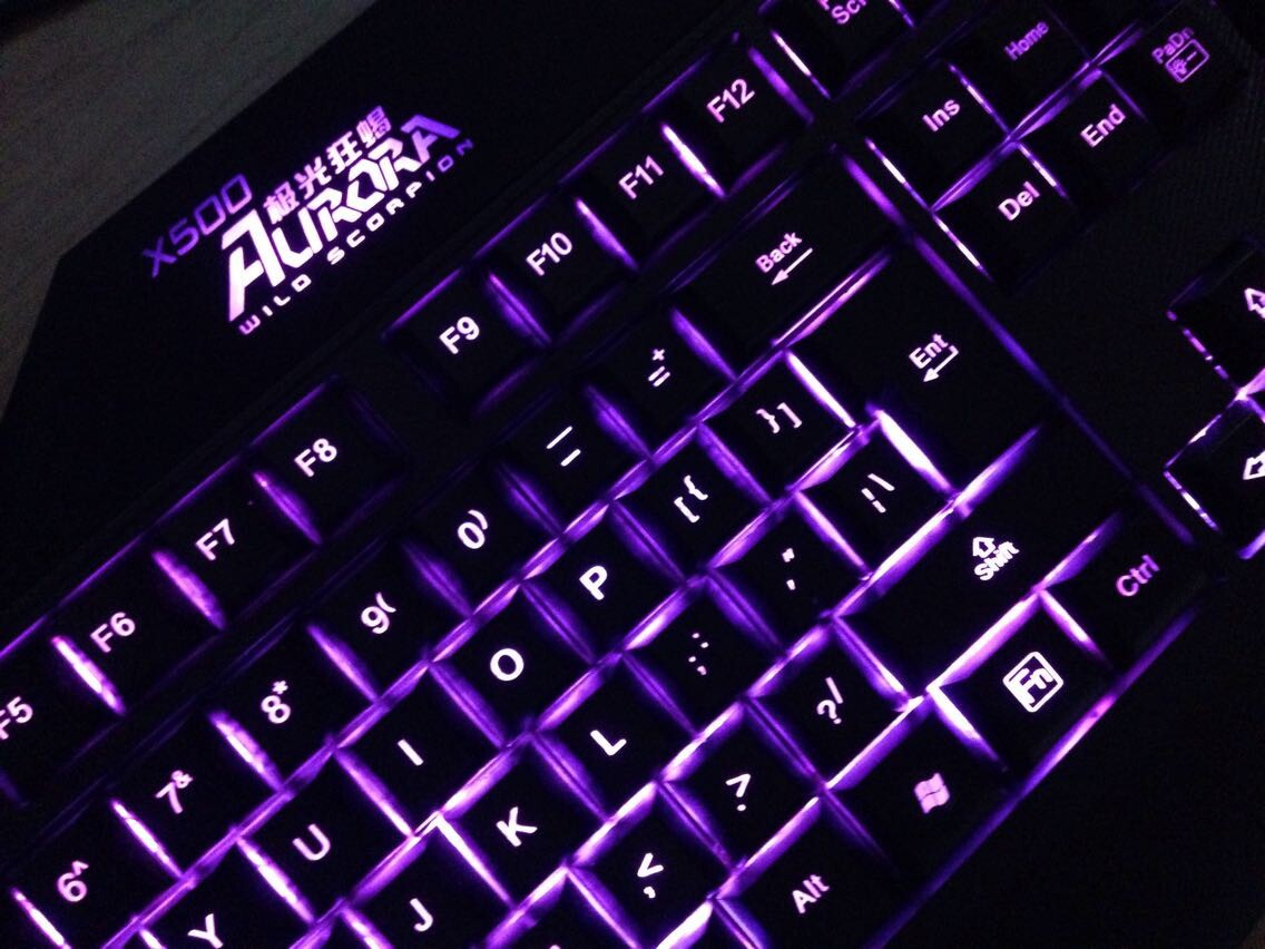爵蝎x500有线背光游戏键盘 工厂直销usb发光网吧键盘三色切换