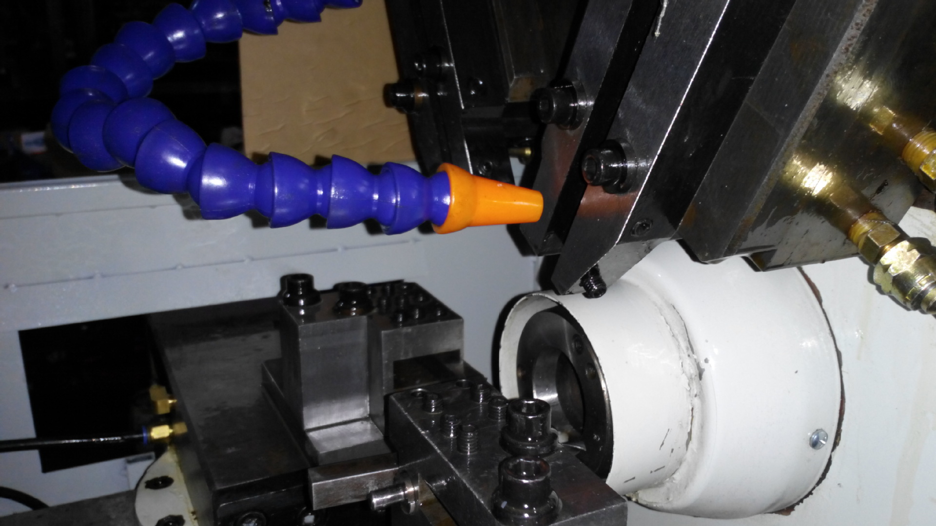 LDY-30B 半罩液压车床（四工位） 劳达机械厂直销供应