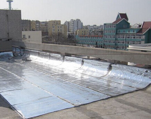 sbs改性沥青铝膜防水卷材 铝箔防水卷材 防水材料 隔热 防水