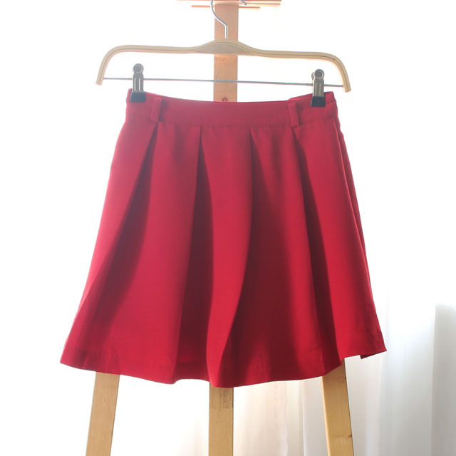 裙褲紅色