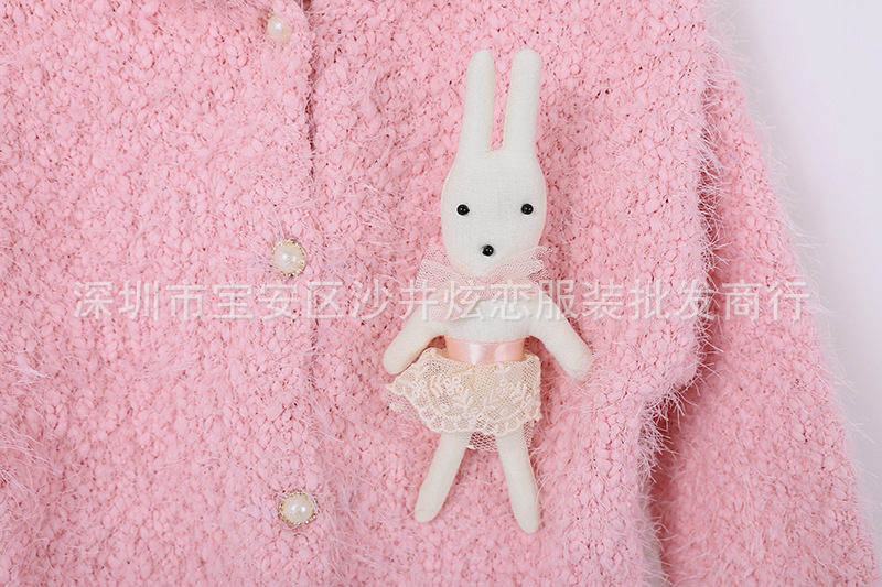 童<em>毛衣</em>-韩版女童秋冬新款 大<em>兔子带帽</em>加厚<em>毛衣</em>