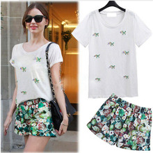 【<em>花短裤</em>搭配<em>上衣</em>】<em>花短裤</em>搭配<em>上衣</em>价格/<em>图片</em>