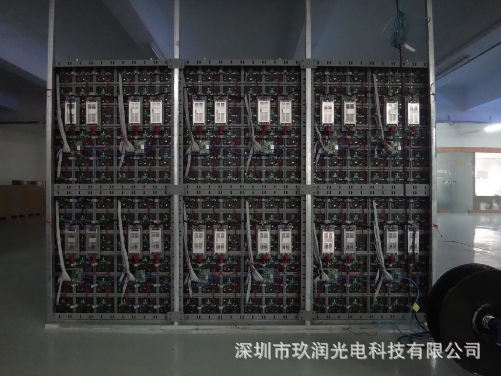 LED系列产品-室内LED全彩显示屏 P6简易箱体