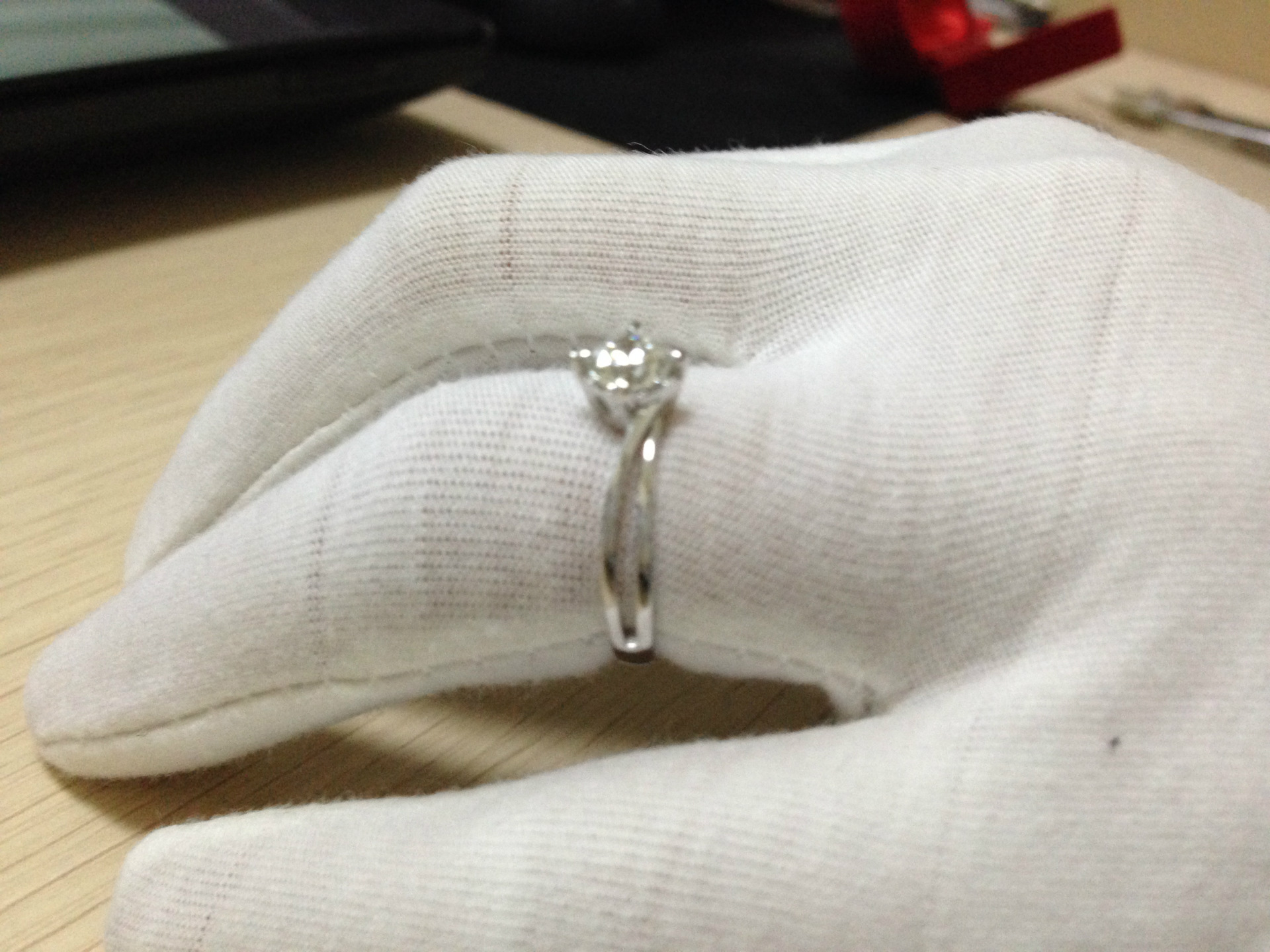 【珠宝定制天然钻石戒指18k白金女结婚戒指高