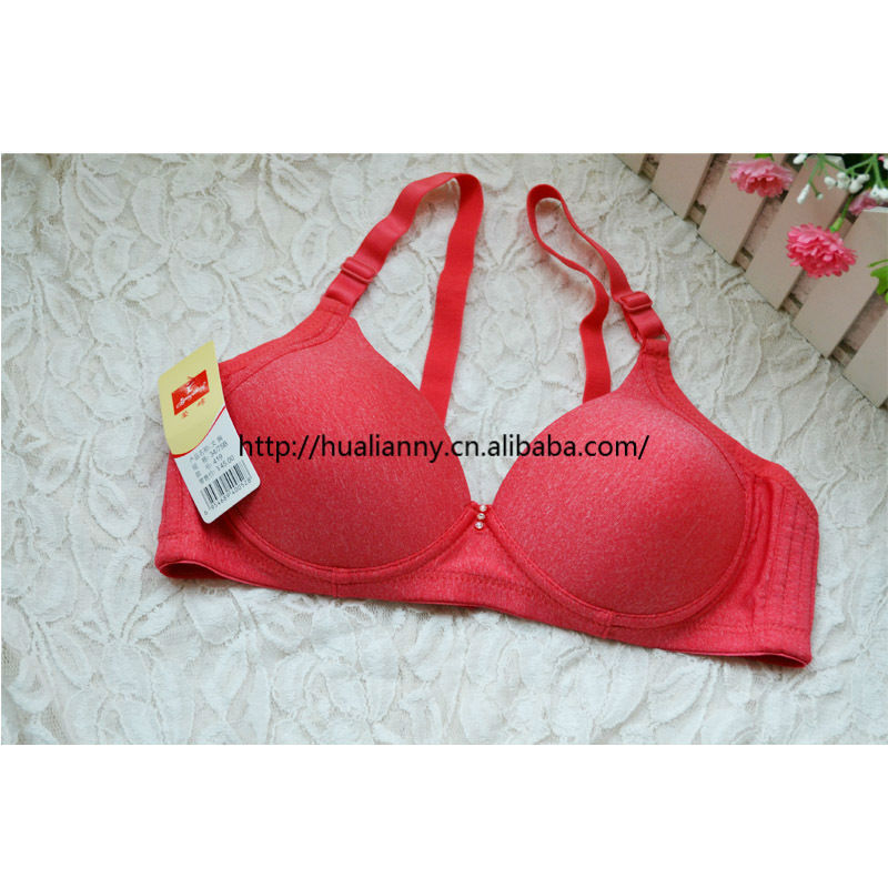 【<em>莹嫦</em>419<em>文胸无钢圈上薄下厚</em>聚拢光面三排扣