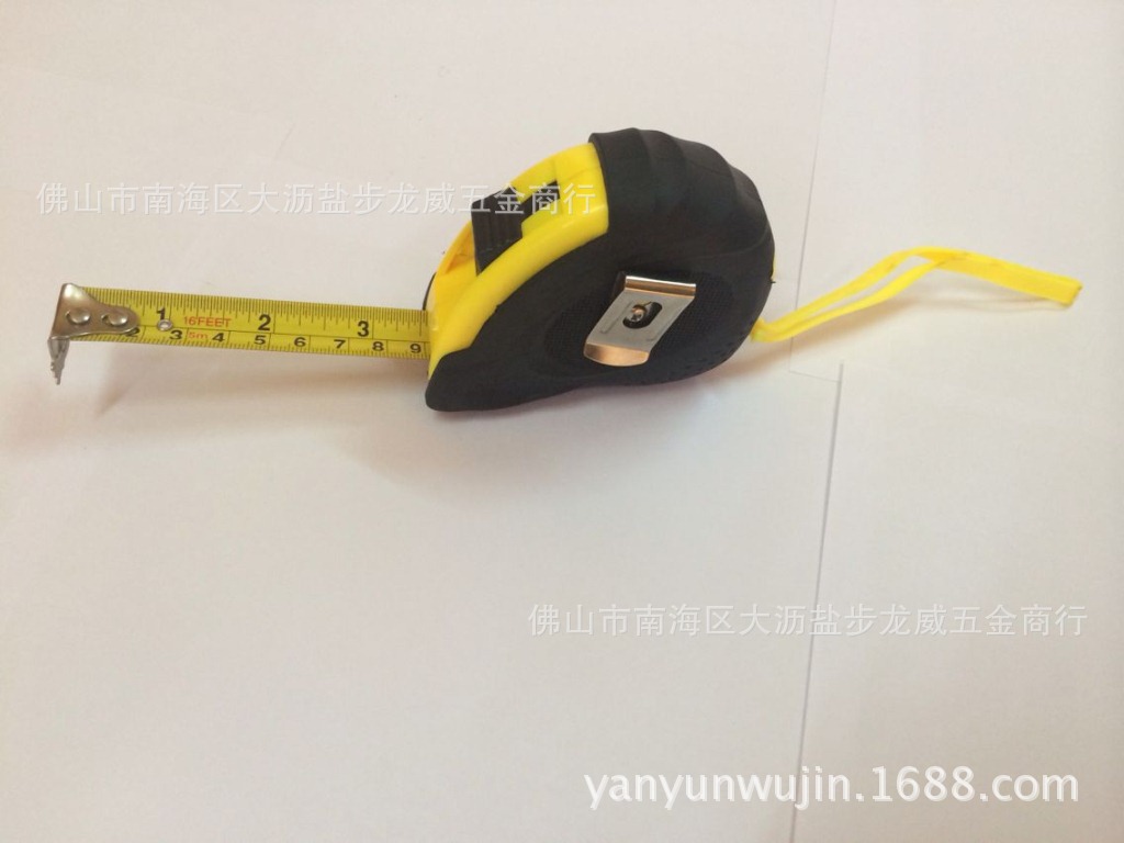 皮套带磁卷尺 钢卷尺 虞城钢卷尺经典款式钢尺 小尺子新料制作