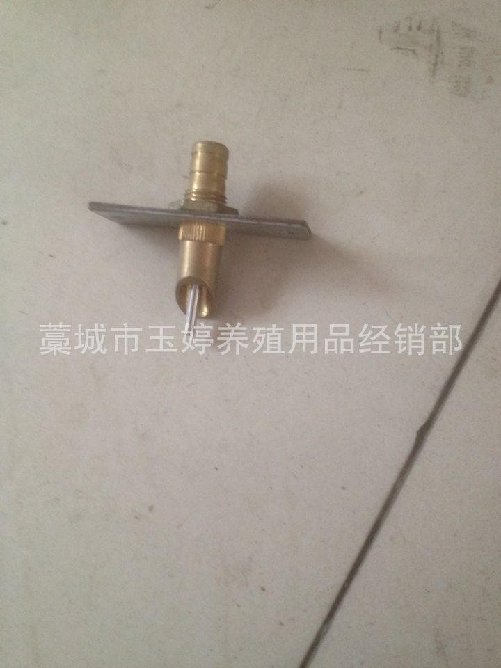 畜牧、养殖业机械-狐狸饮水器 貉子纯铜饮水器