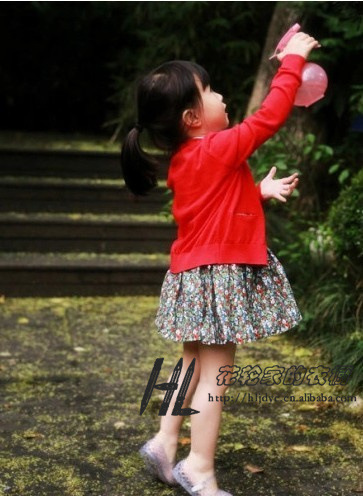 官网款 女童秋款樱桃图案 <em>针织衫开衫</em> <em>外贸童装</em>