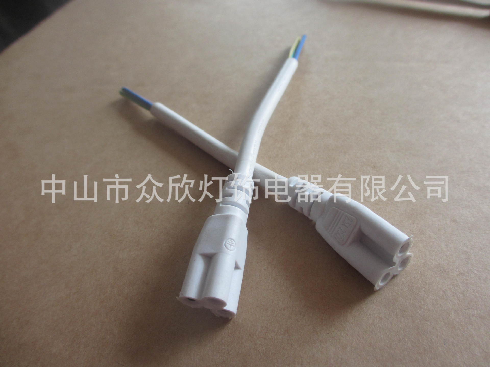 其他灯具配附件-专业生产T5LED灯管支架连接