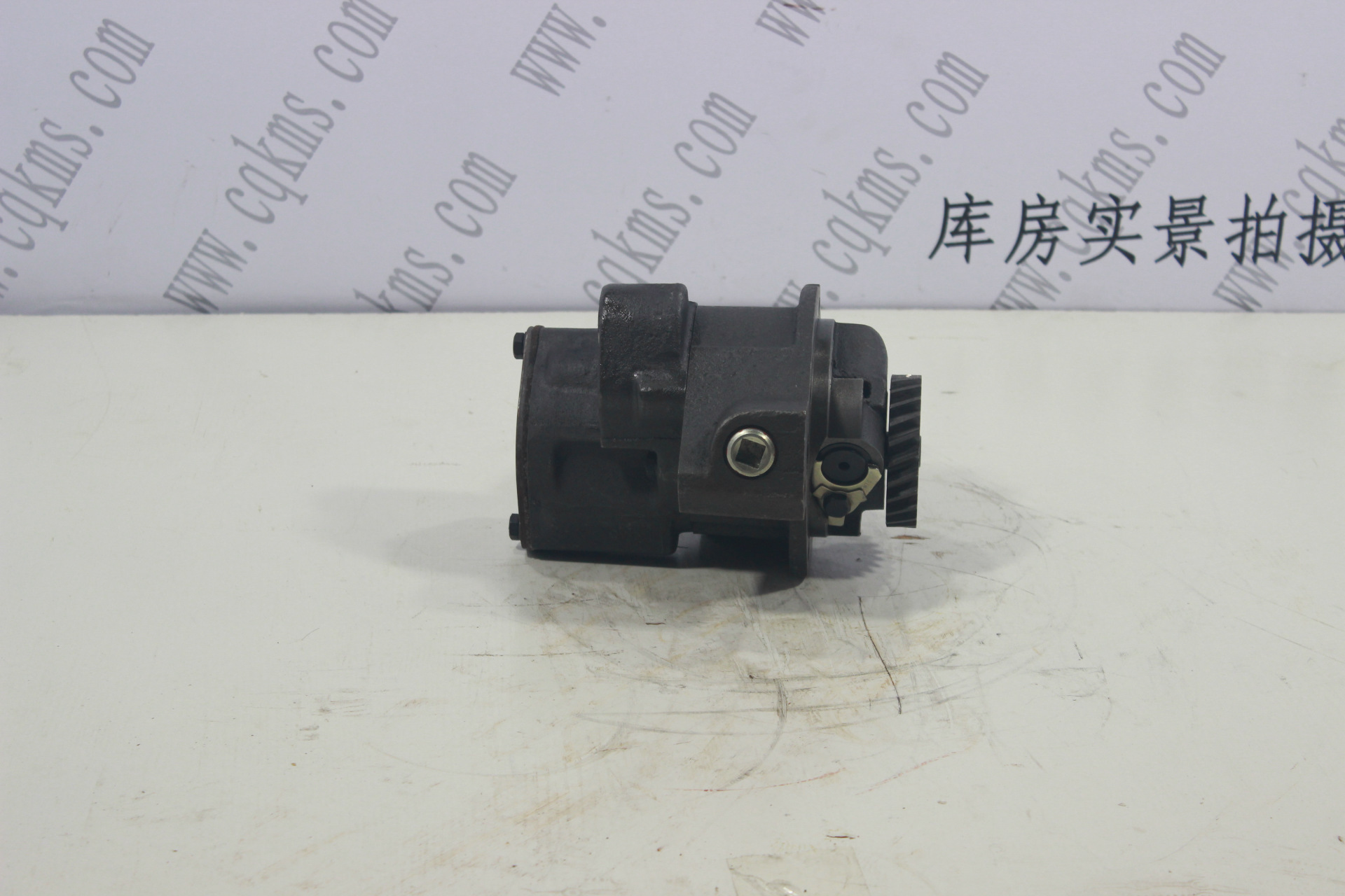 kms00133-AR10172-机油泵---参考规格29*23*20cm含包装-参考重量18150-18150图片4