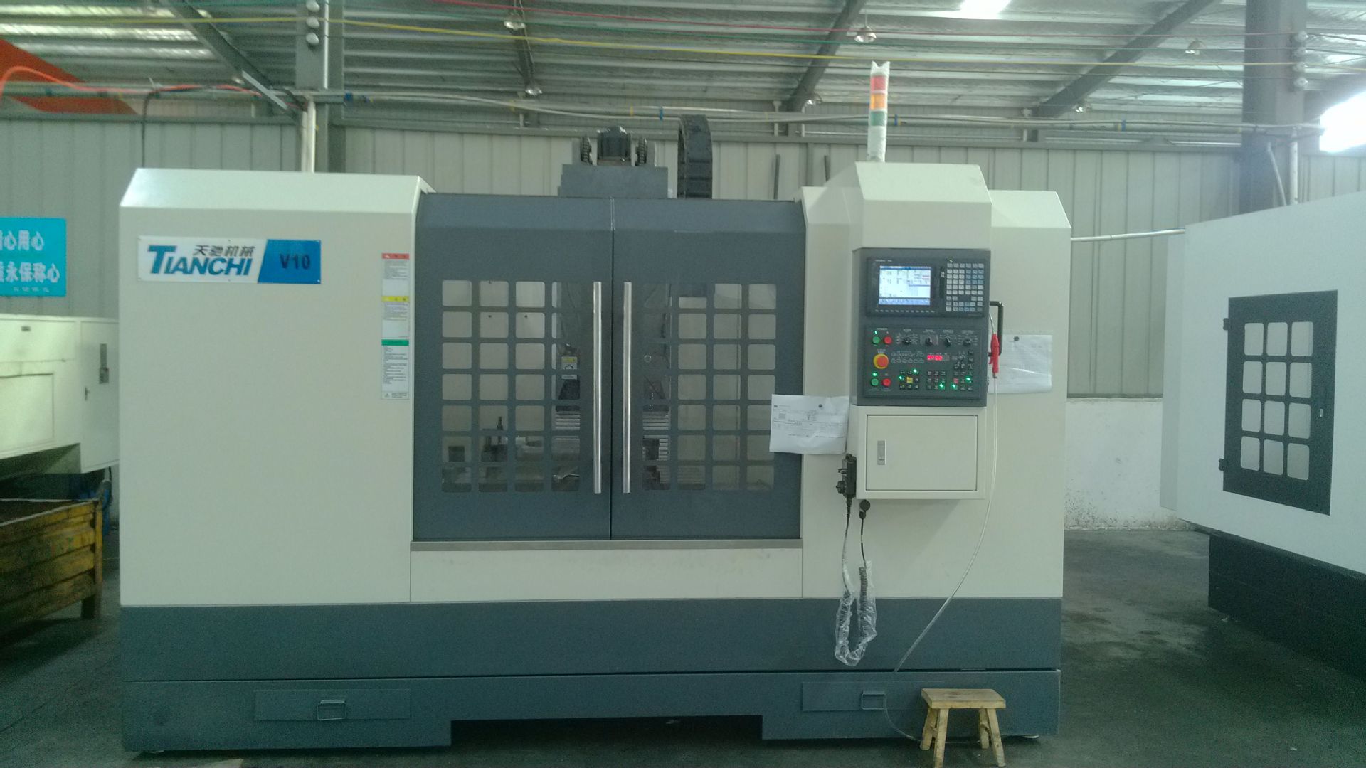 多轴TC-1060数控铣床价格实惠 现货或订制