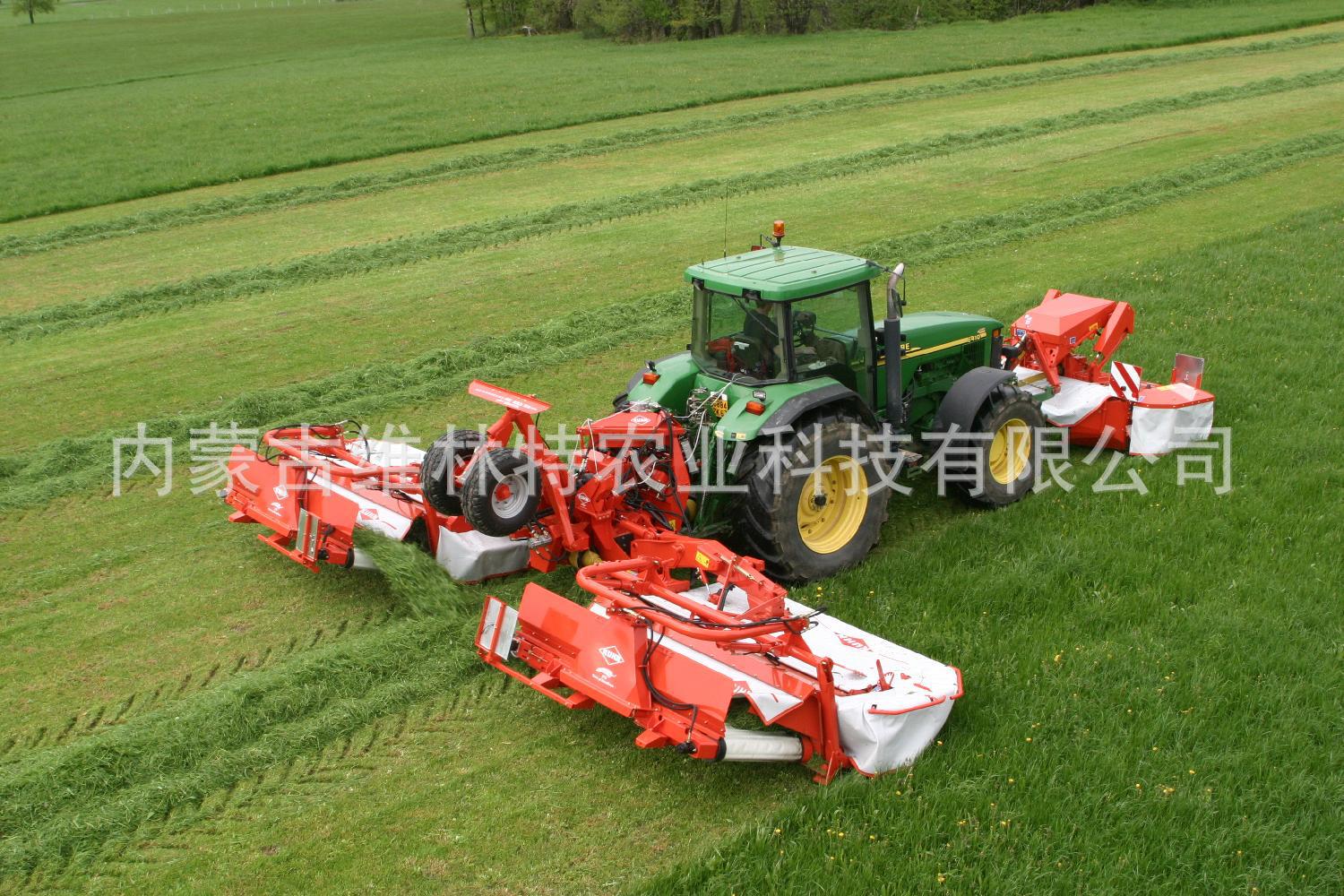 KUHN_2766_72dpi