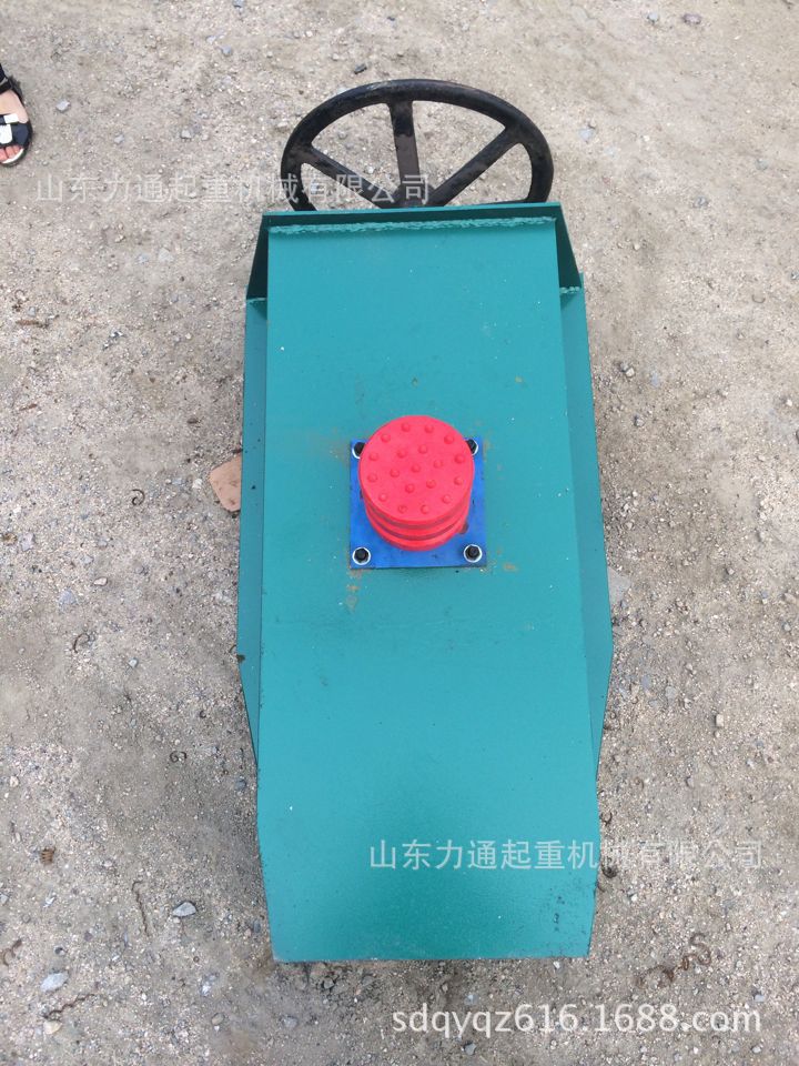 9899EEF9C50A1FB74A0C5320BA5D3A