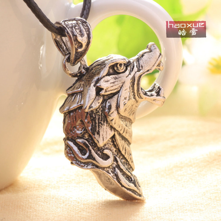 个性<em>淘宝</em>热卖 狼头吊坠 钛钢项链 <em>欧美</em>风格 <em>长款</em>