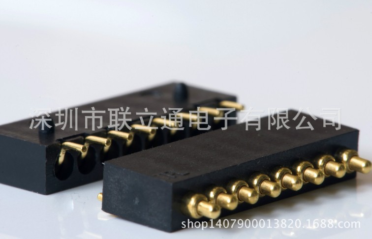 8PIN 连接器
