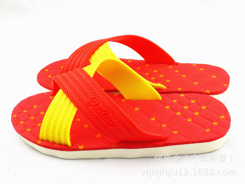 供应舒适耐磨泡沫底夏季凉拖鞋 图片