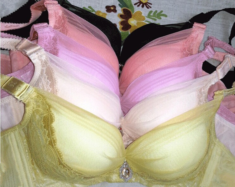 <em>俏姿芳</em>8810无钢圈聚拢调整型<em>文胸</em>加厚款柔软