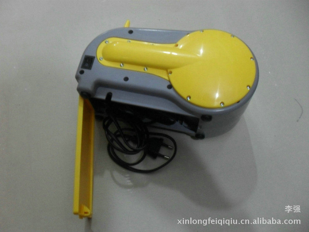 745895262_1468743276