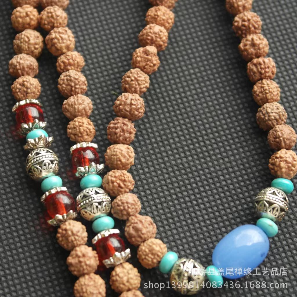 小金刚精品款式,邀请 知名韩企饰品设计师精心制作,各类配件与菩提子