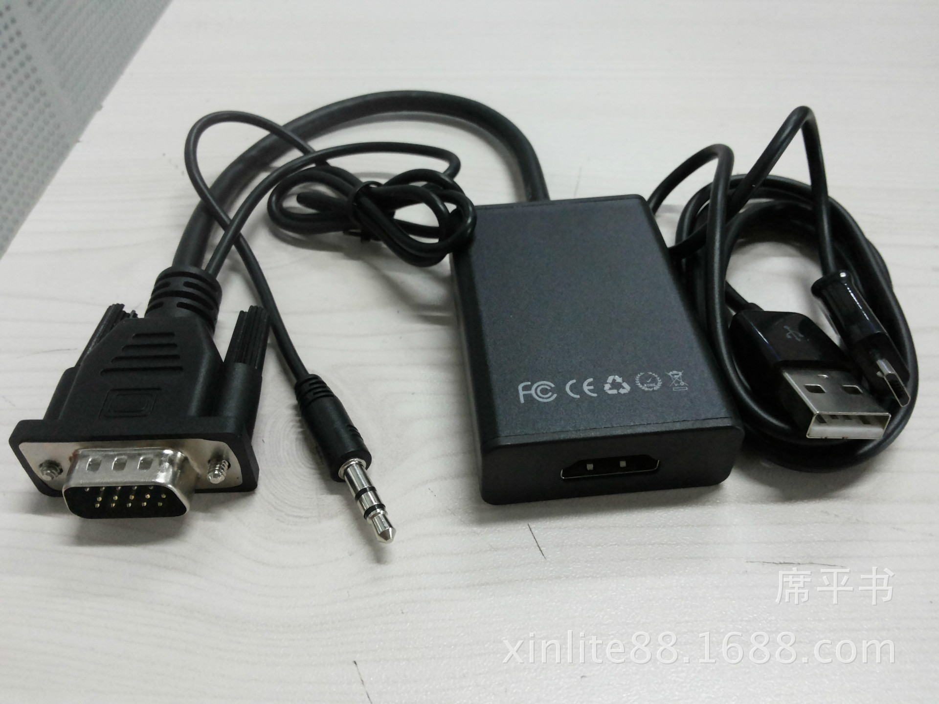 转接卡、转接线-VGA转HDMI带Micro5V1A电源