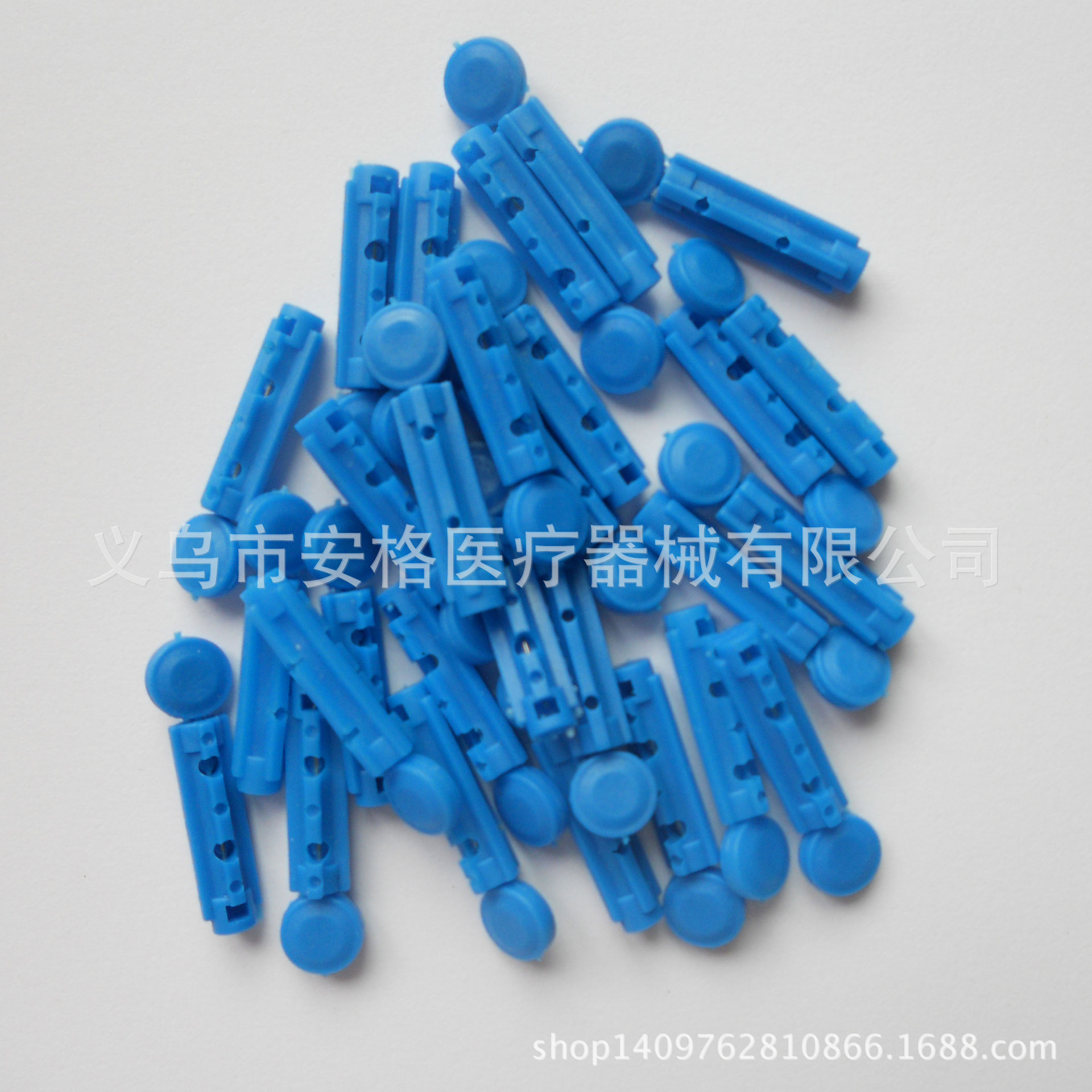 1153769689_112768196