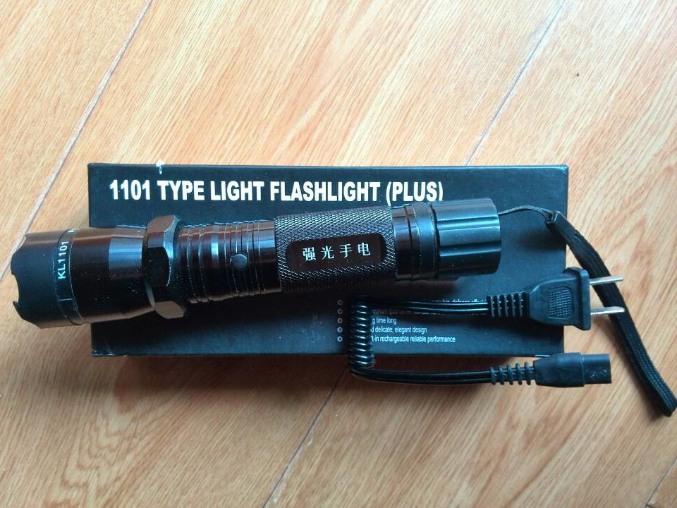 1101型防身手电led照明保安器材强光户外用品