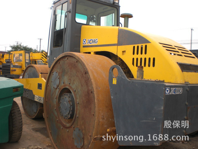 21-25徐工压路机