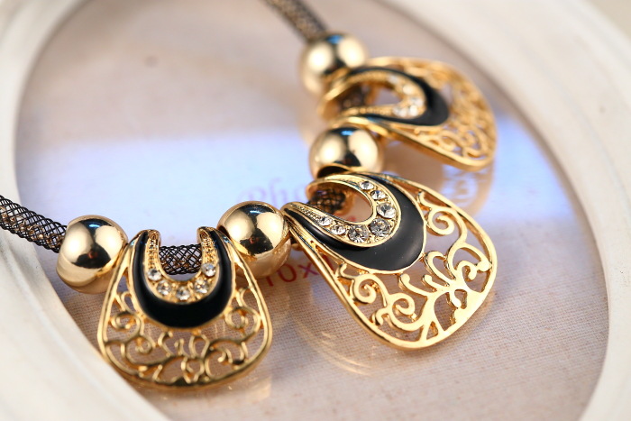 14年新款 韩版<em>毛衣链</em> <em>短款</em>时尚百搭镂空复古几