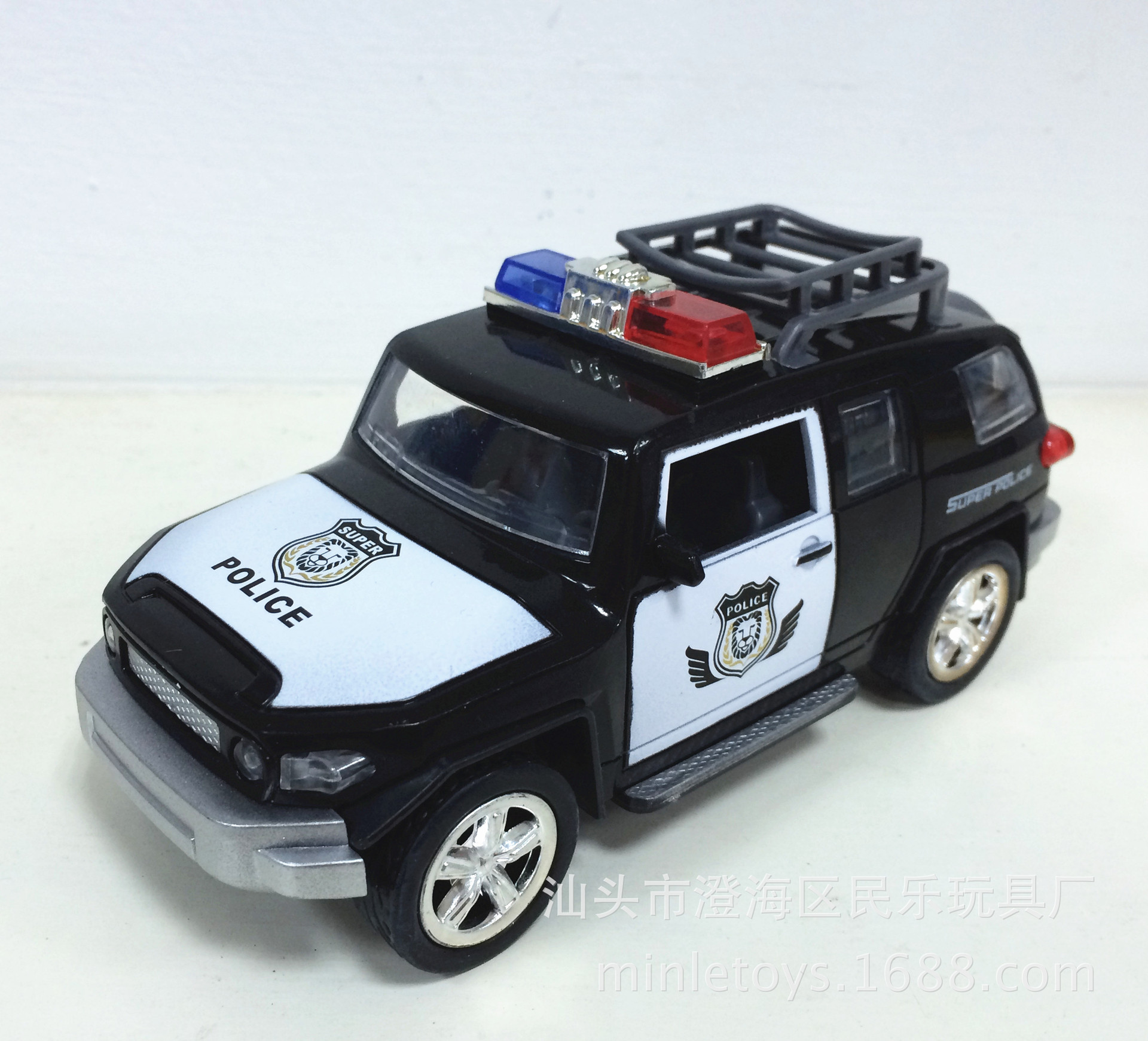 民乐新款回力力警车黑色警车模型盒装儿童热卖玩具批发地摊好货源