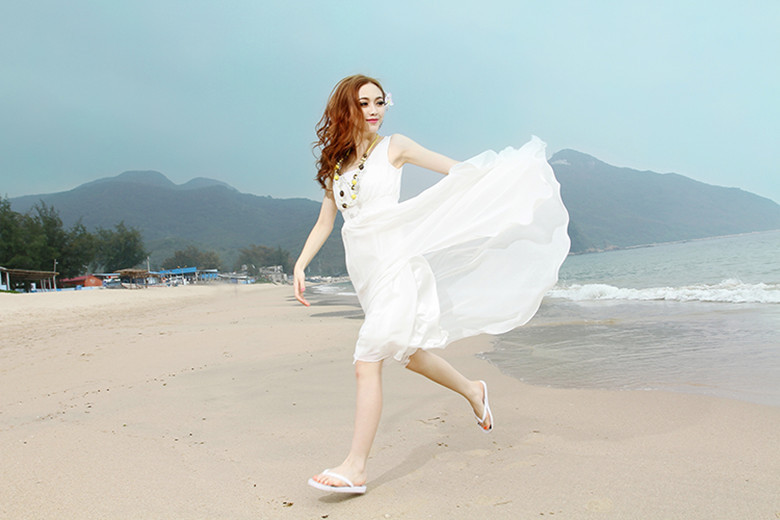 2014新款波西米亚沙滩裙白色拖地长裙海边渡
