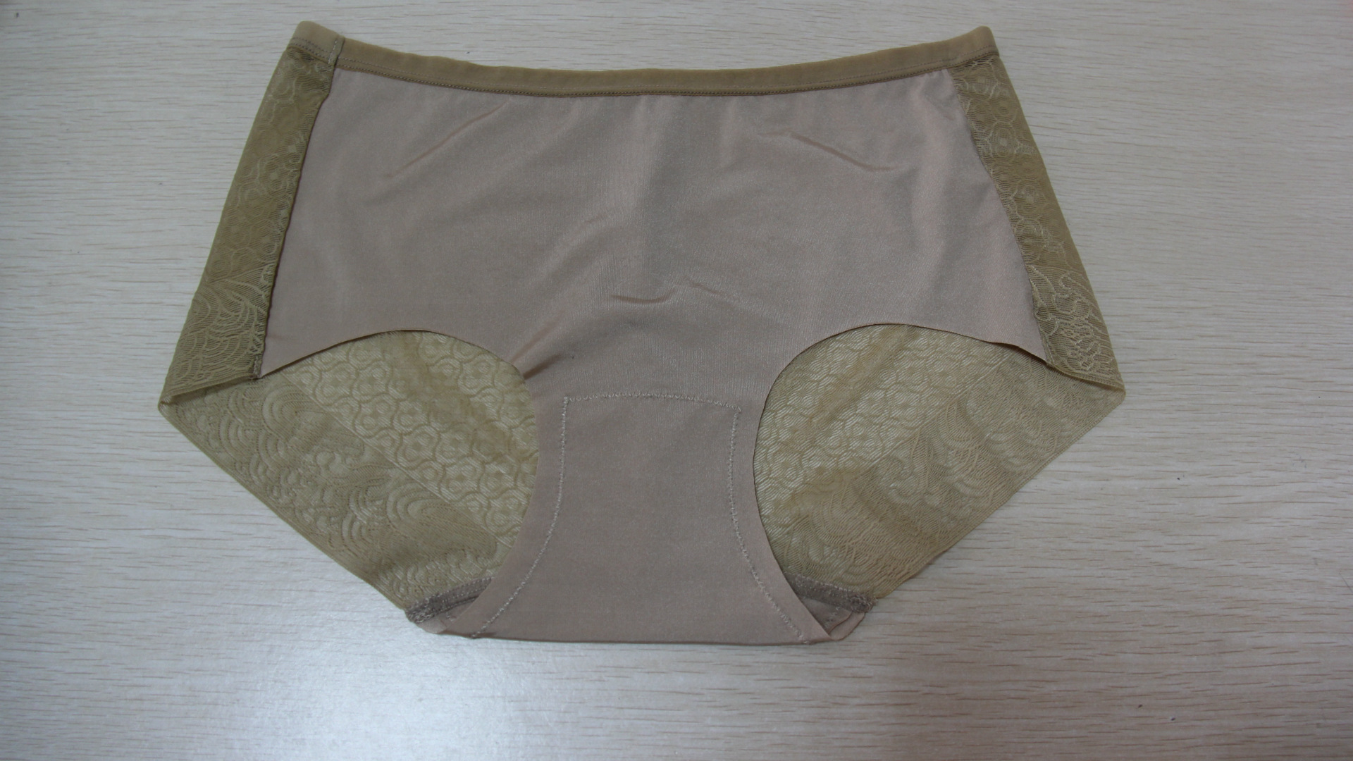 厂家<em>直销</em>冰丝美塑无痕女性<em>内裤</em> 省代微店批发