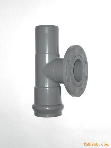 DE110 UPVC一承一平一插三通 图片