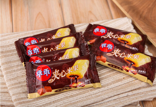 乖乖 夹心米果(巧克力味)50g/袋_休闲食品_列表网b2b