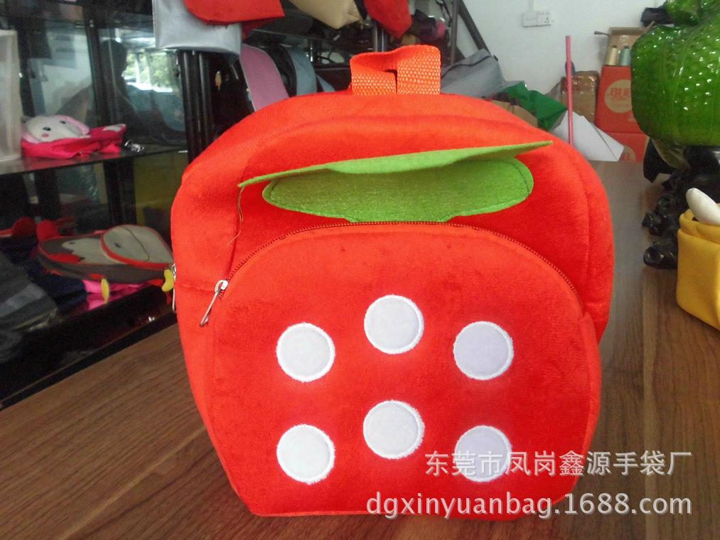 儿童书包CIMG1055