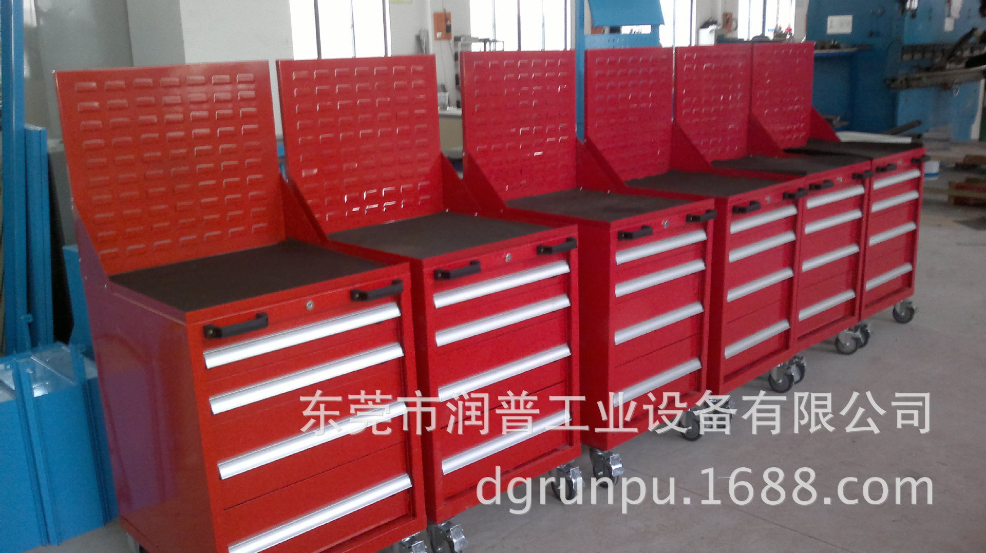 997528835_1684881320