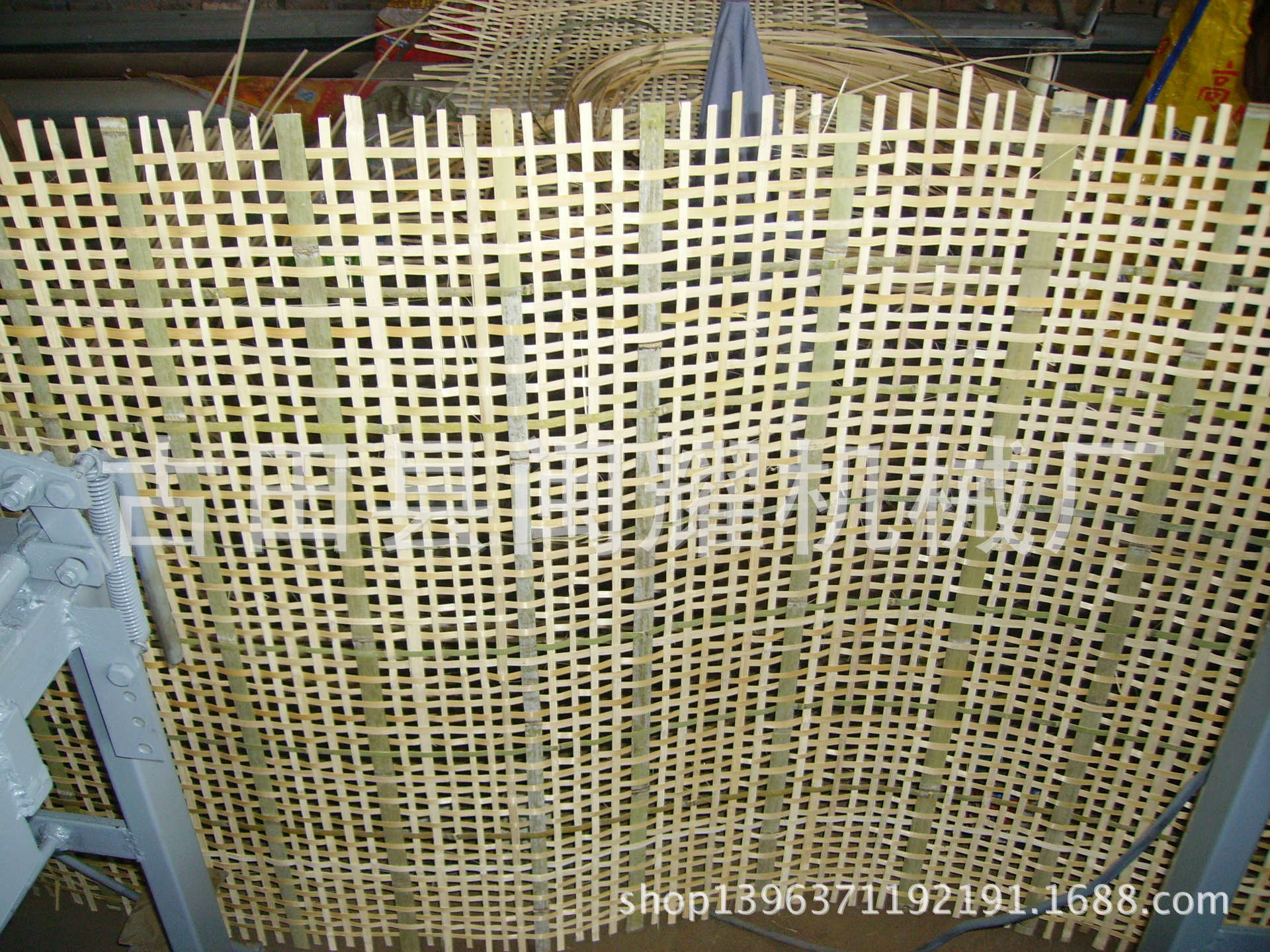 做竹筛子用机器