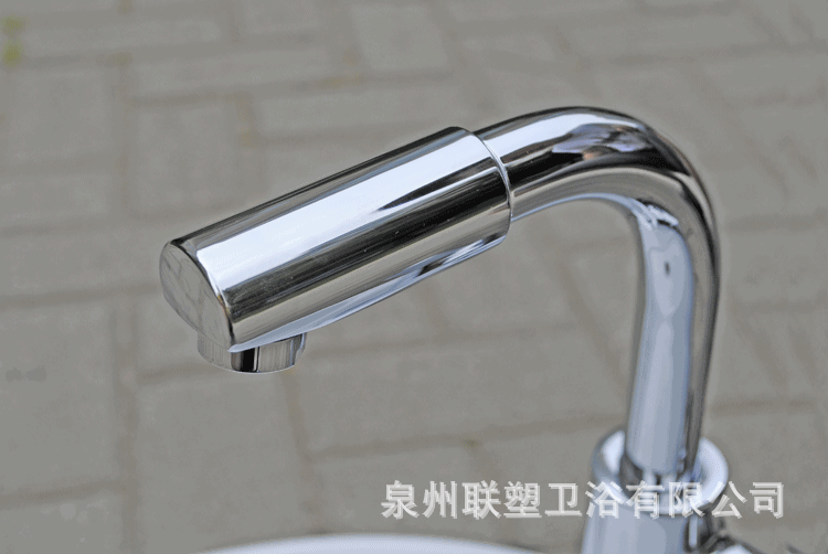 泉州南安联塑洁具厂家批发直销360度旋转管厨房洗菜盆冷热水龙头