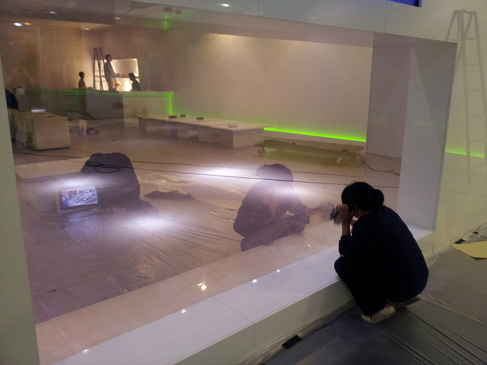 上海单透玻璃单向可视玻璃单反玻璃 图片