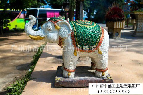 【户外室内泰国大象 大型玻璃钢动物雕塑 贴金