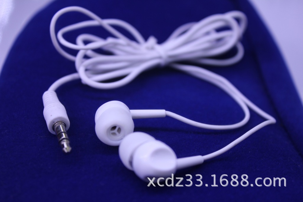 新款白色MP3通用耳机 3.5mm接口优质音质 入