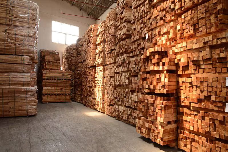长期供应泰国橡木板材规格料1米3长 木板材 木材厂批发 木材进口