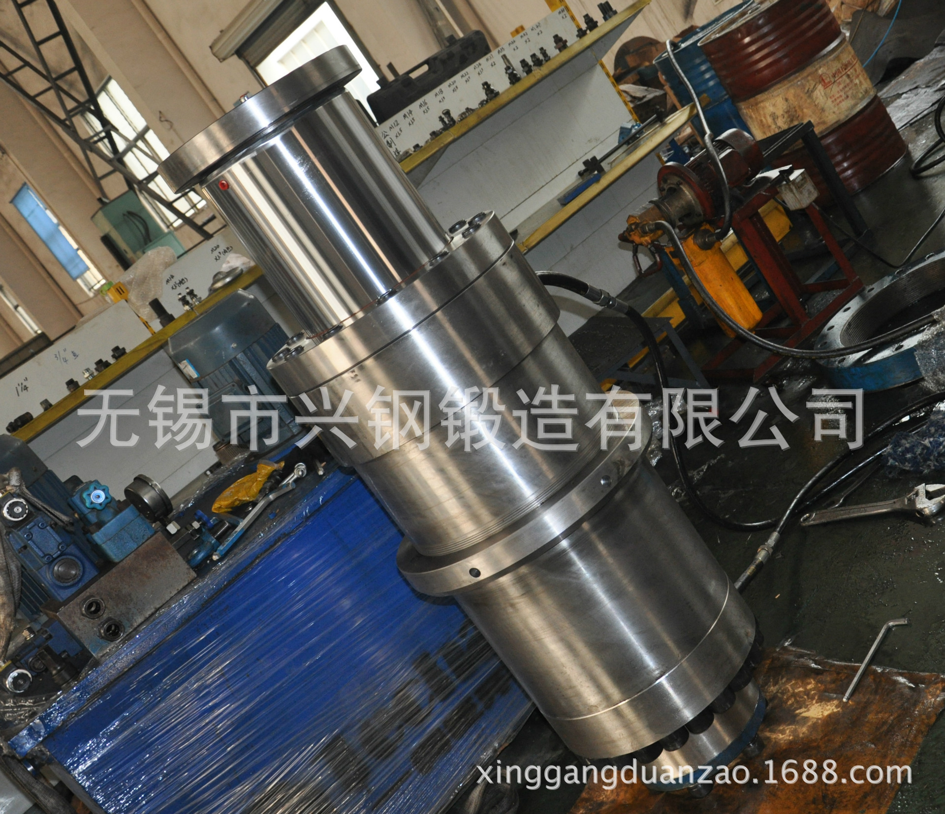 快速缸缸径320杆径300行程300