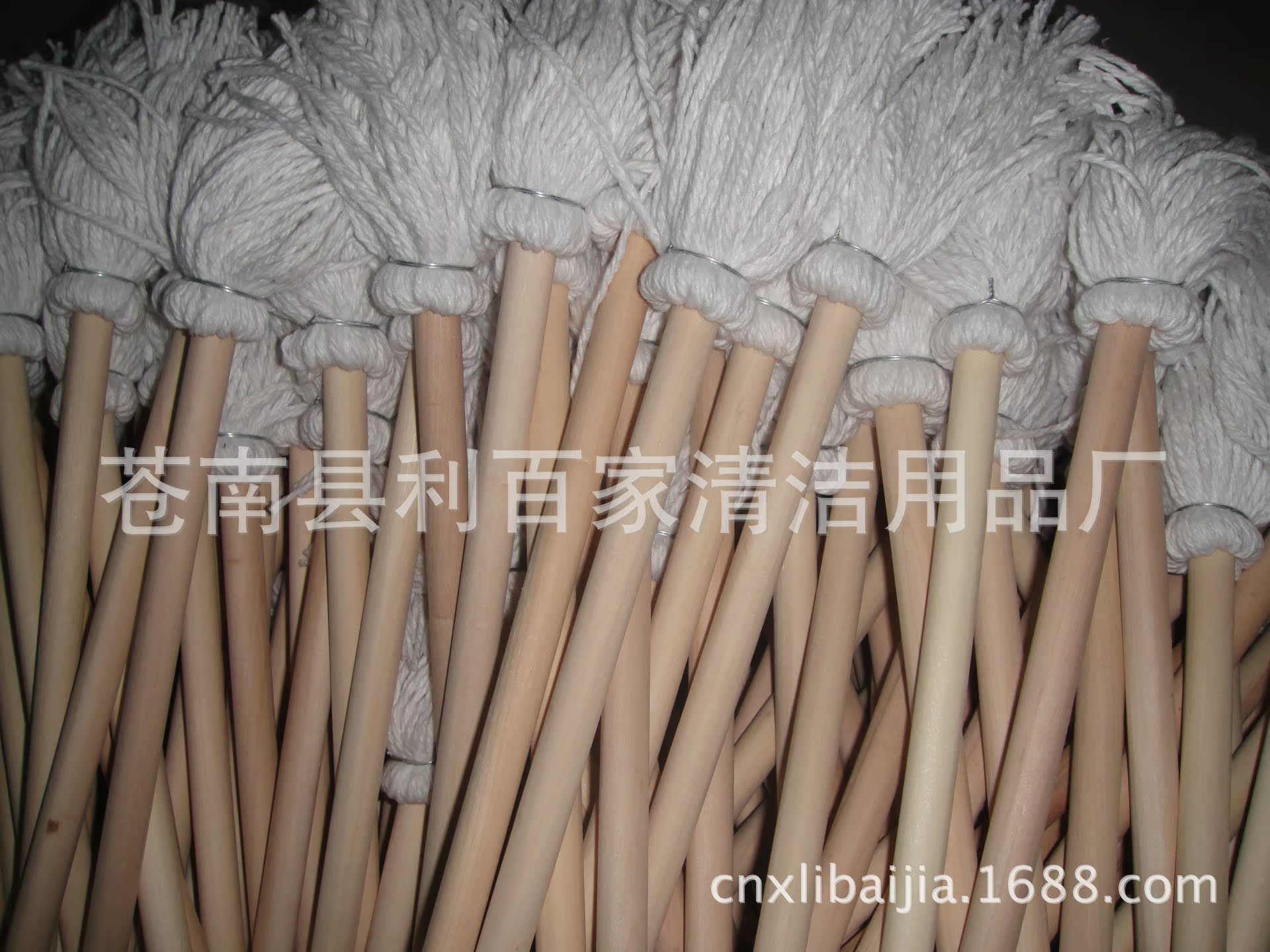 棉纱拖把厂家,直销超强吸水棉纱木柄拖把 木棍水拖 物美价廉.