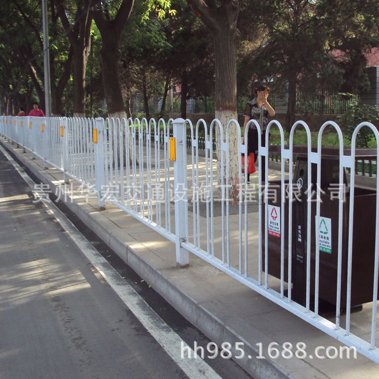 京式人行道护栏